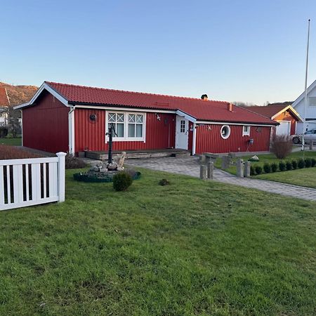 Skoenaste Staellet Som Finns. Bara 300 M Till Havet. Lysekil Bagian luar foto