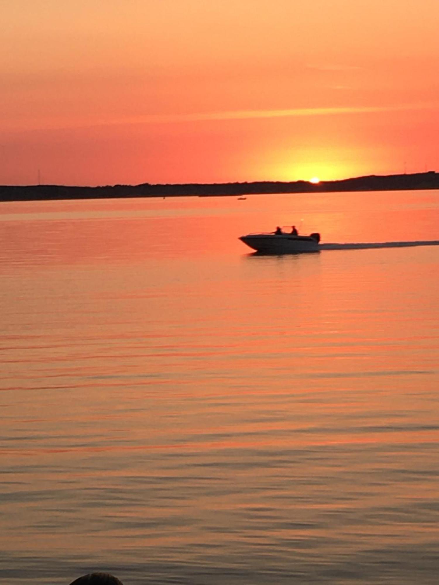 Skoenaste Staellet Som Finns. Bara 300 M Till Havet. Lysekil Bagian luar foto
